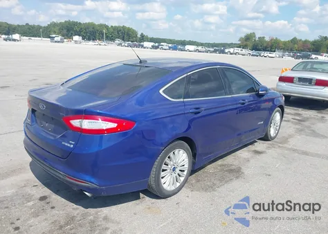 2015 Ford Fusion Hybrid Se z USA, uszkodzony, nr VIN 3FA6P0LU3FR199774